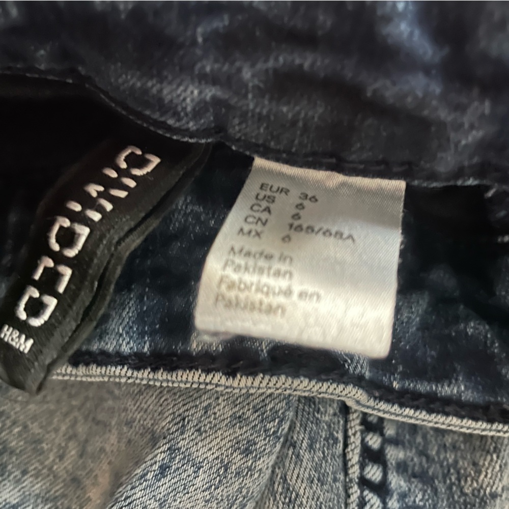 Jeans - Picture 2 of 2
